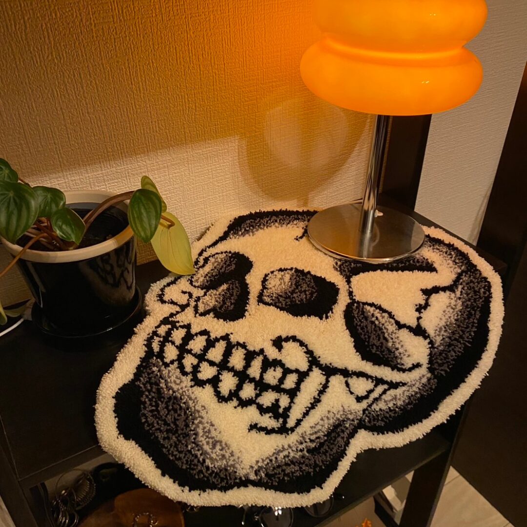 【SKULL RUG】